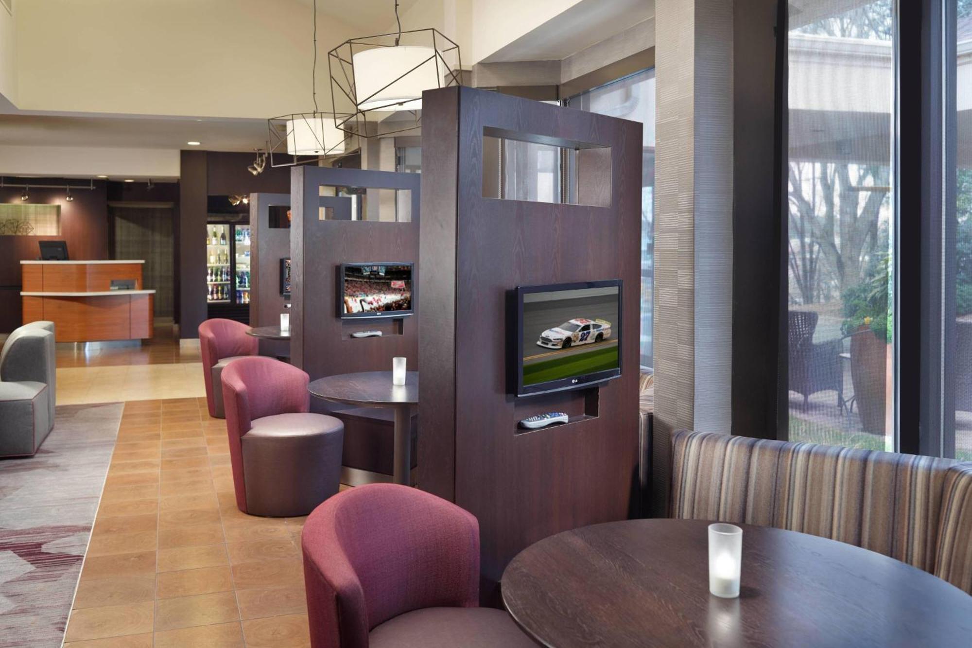 Courtyard By Marriott Raleigh Midtown Hotel Bagian luar foto