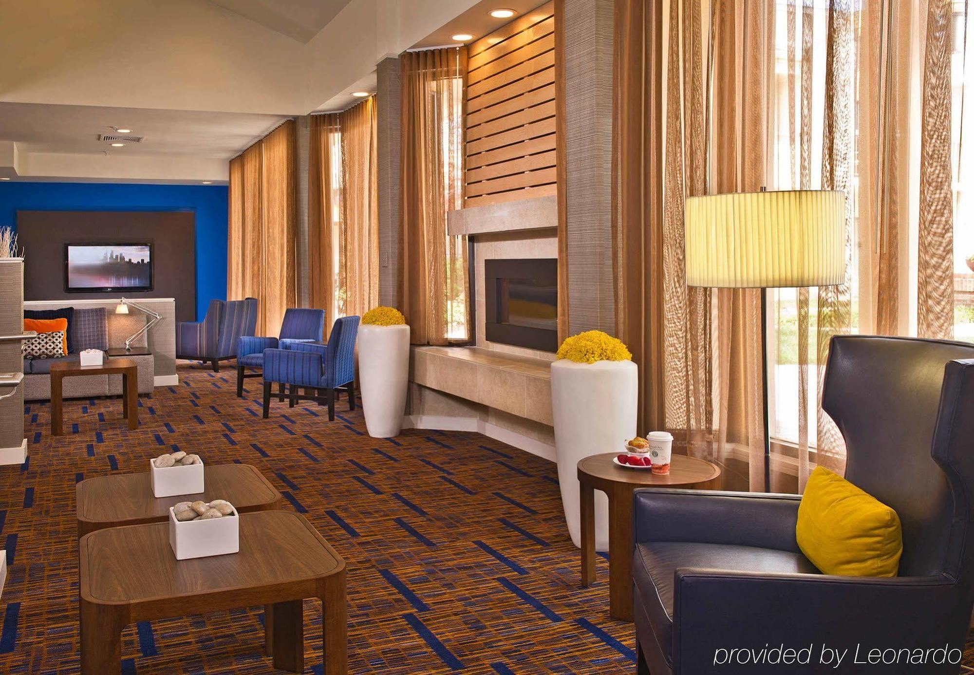 Courtyard By Marriott Raleigh Midtown Hotel Bagian luar foto