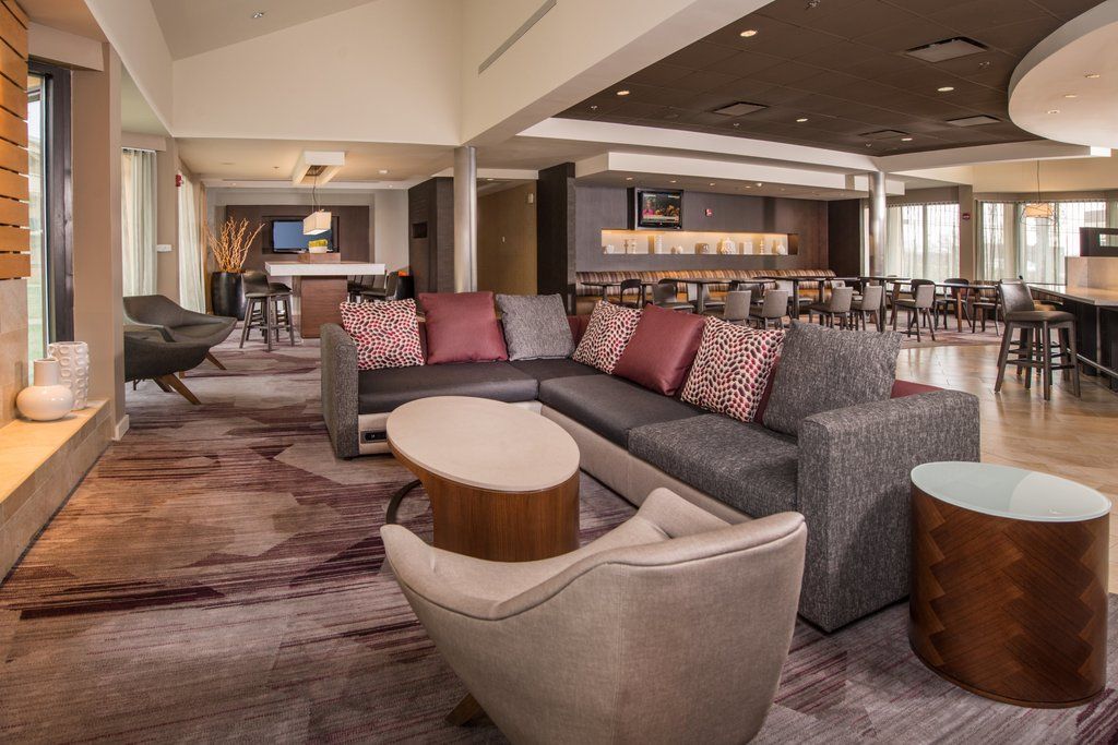 Courtyard By Marriott Raleigh Midtown Hotel Bagian luar foto