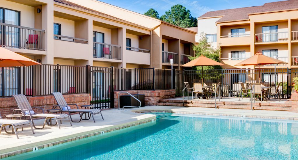 Courtyard By Marriott Raleigh Midtown Hotel Bagian luar foto